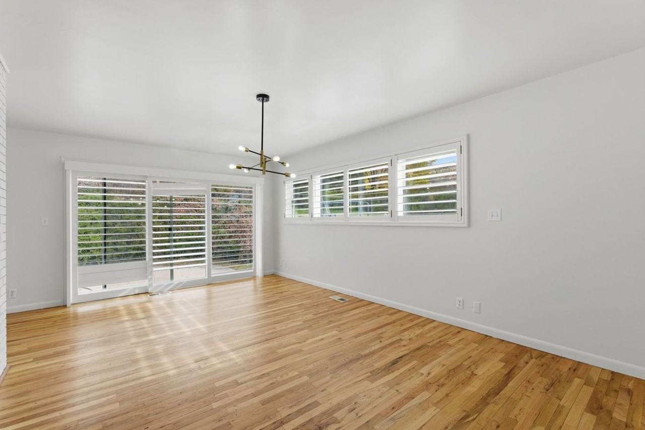 4070 College Dr - Photo 6 of 29