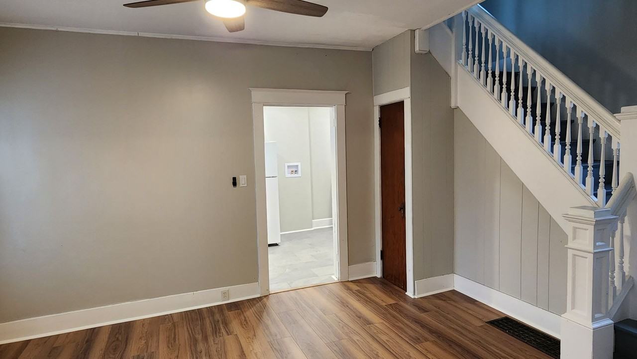 112 South Fifth Street - Photo 3 of 29