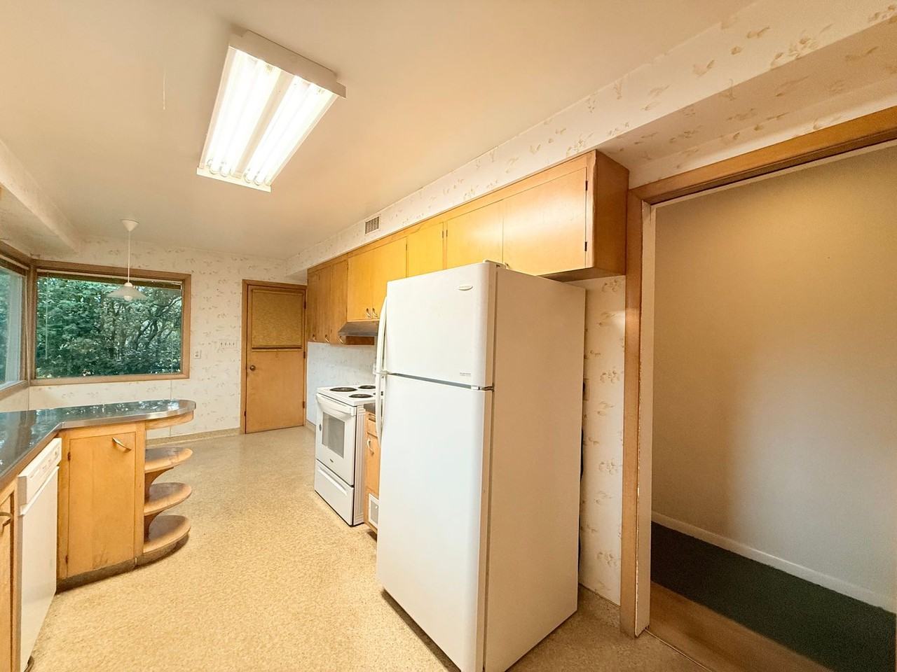 2815 Sw Sunset Blvd - Photo 7 of 37