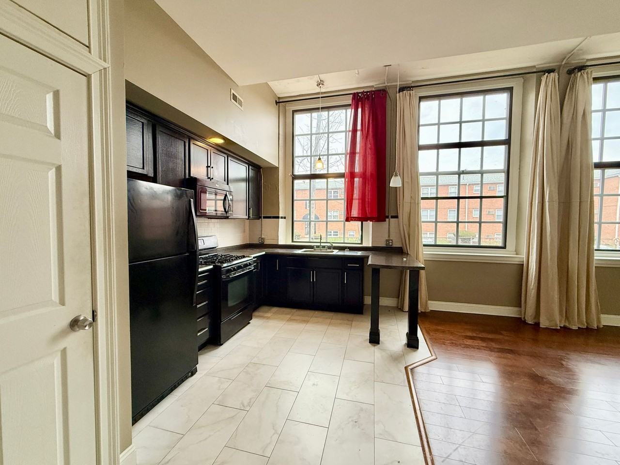 319 319 E 24 Wetherill - 105 #105 - Photo 2 of 13