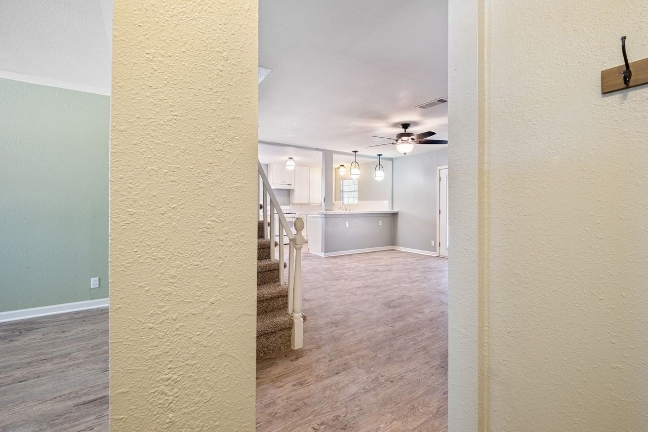 5504 Coventry Ln - Photo 7 of 24