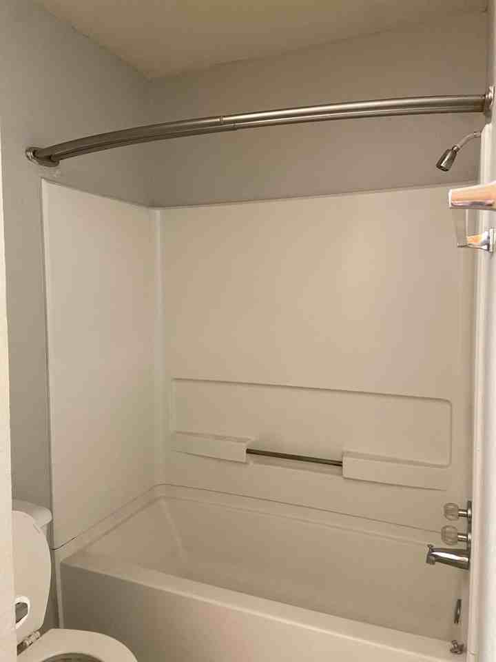 1703 Breezy Dr - Photo 6 of 6