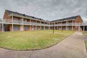 featured image of 1625 Wooded Acres Drive #113