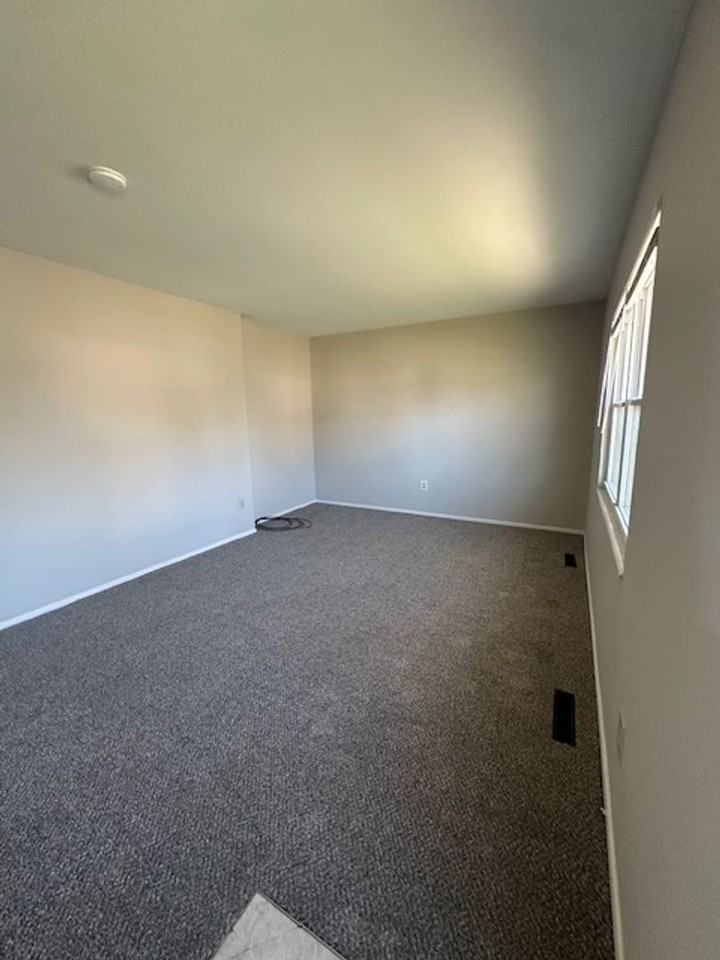 3264 Arnsby Road - Photo 2 of 11