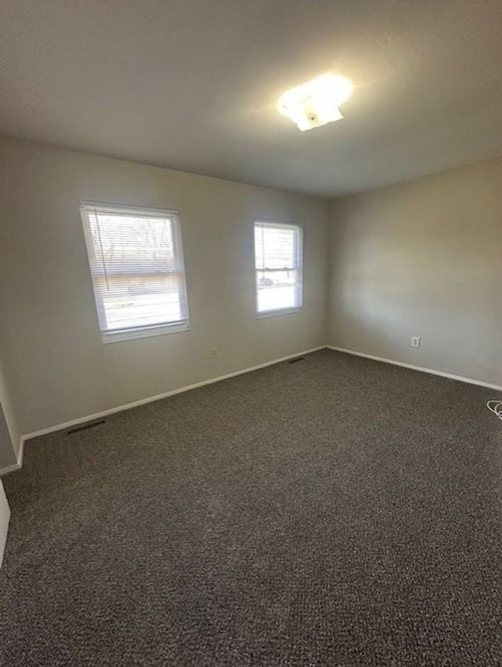 3264 Arnsby Road - Photo 7 of 11