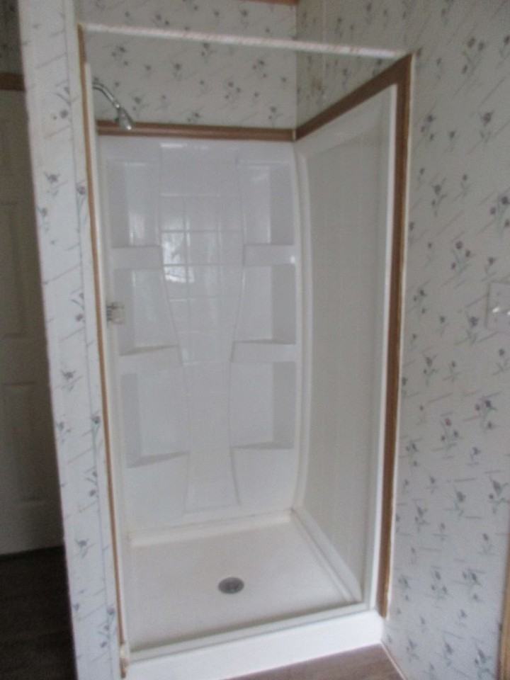 918 Iroquois Drive - Photo 6 of 27