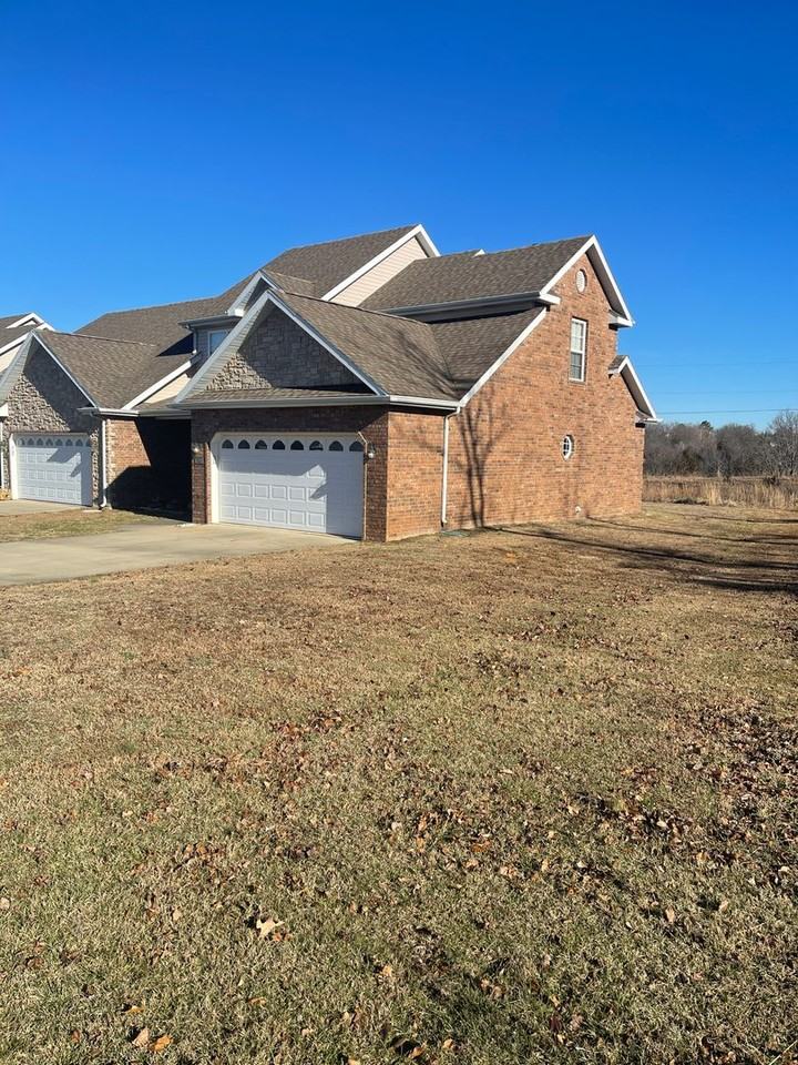 271 Carmel Valley Way - Photo 3 of 38
