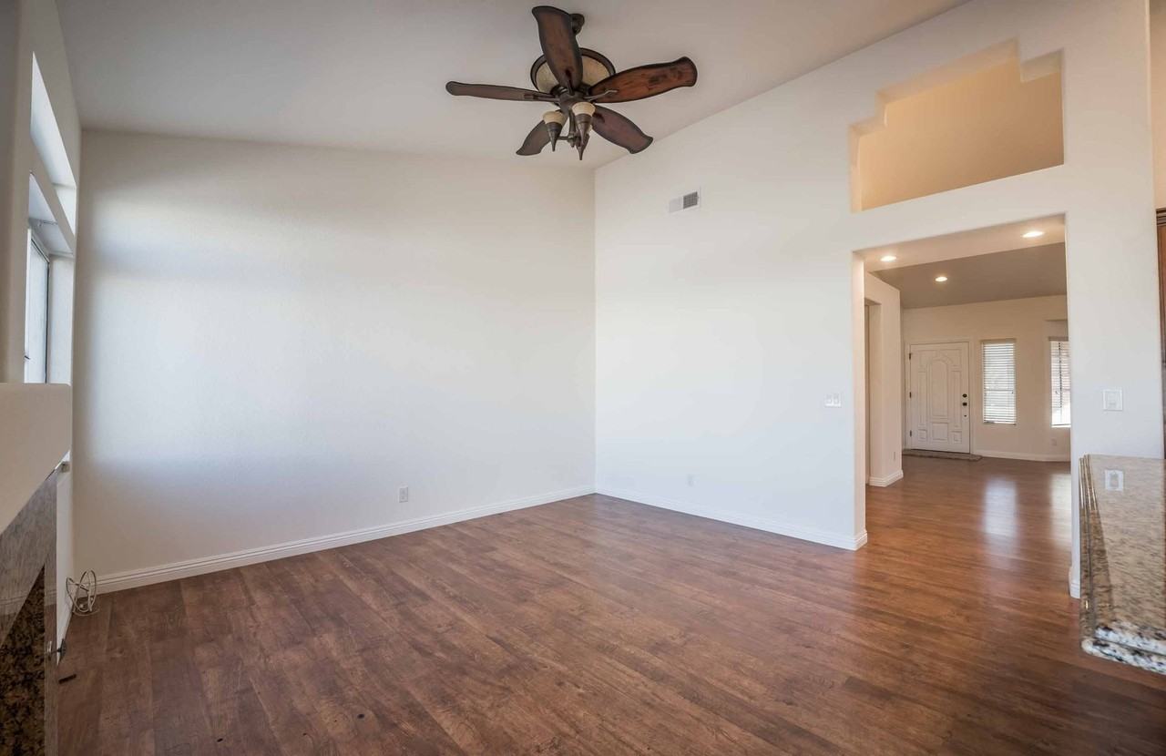 8117 Creek Water Ln - Photo 3 of 35
