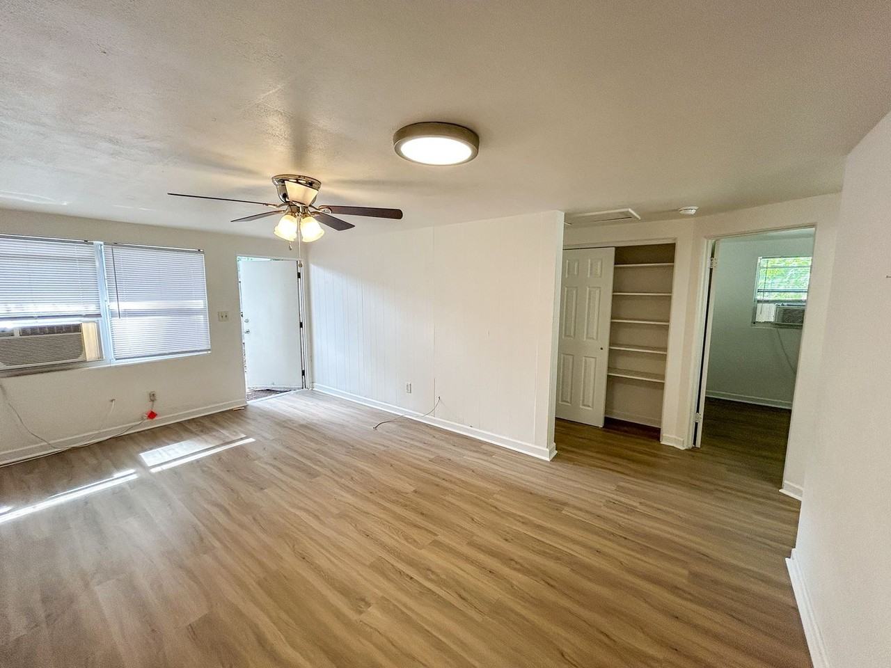 906 Southwest 6th Avenue - Photo 4 of 18