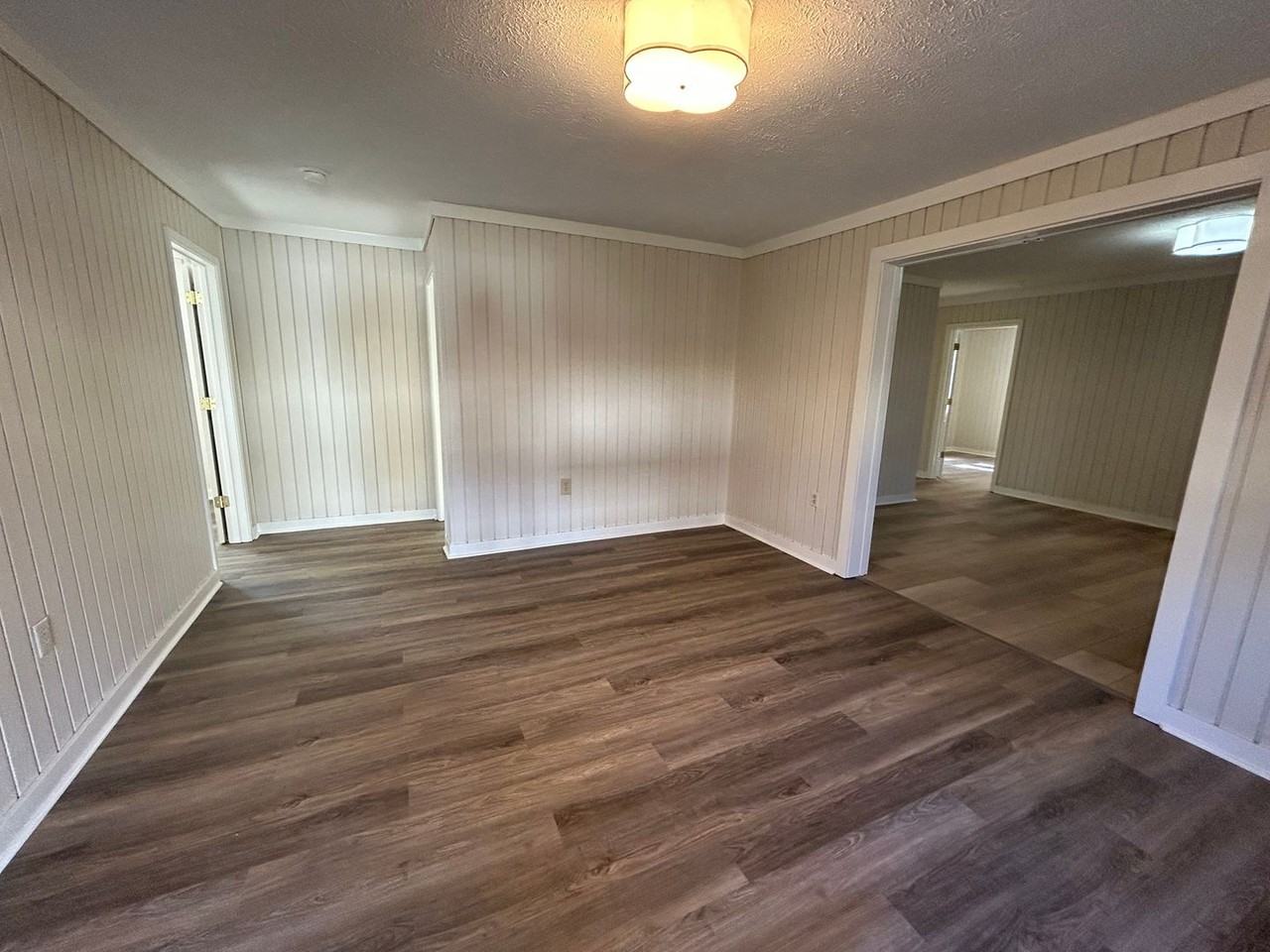 229 North Church Street - Photo 3 of 12