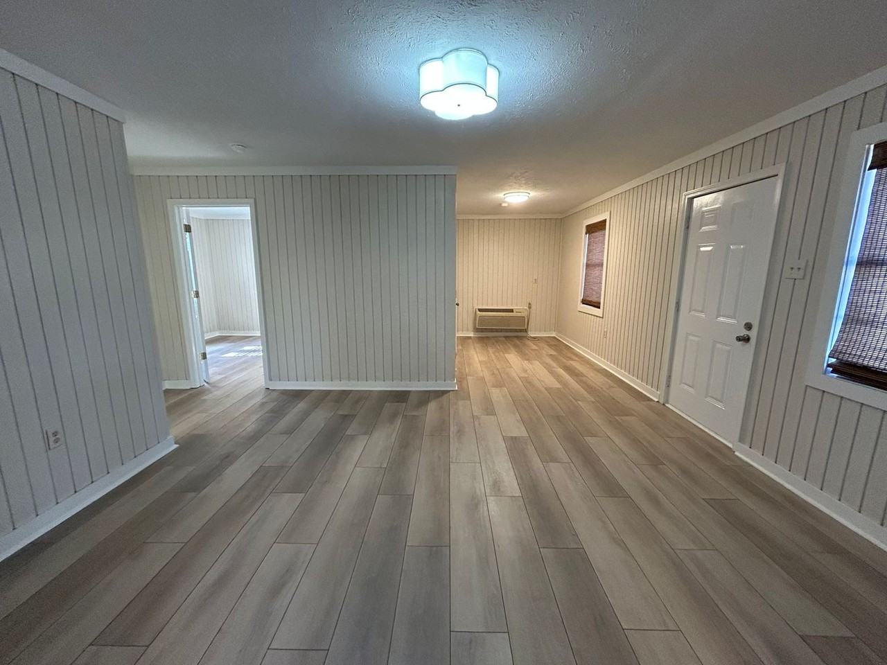 229 North Church Street - Photo 6 of 12