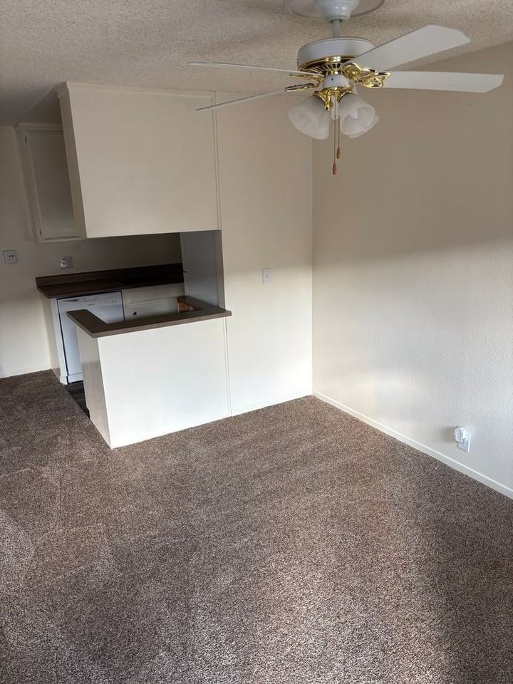 Orange Grove Apartments - Photo 2 of 8