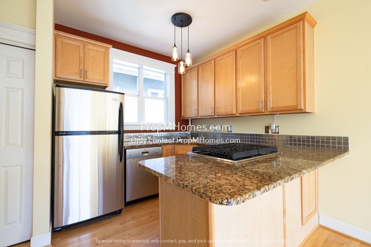 2372 Nw Glisan St #5 - Photo 7 of 18