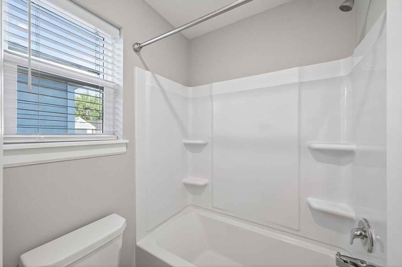 304 Rum River Way - Photo 7 of 30