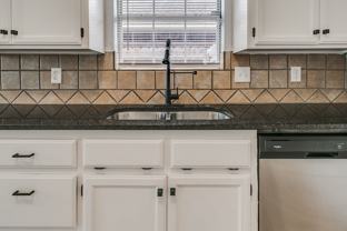 4909 Southeast 86th Terrace - Photo 1 of 1