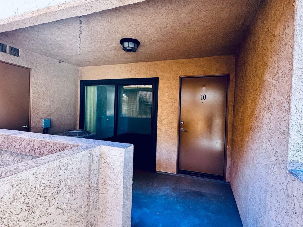 4121 Hathaway Ave #10 - Photo 5 of 15