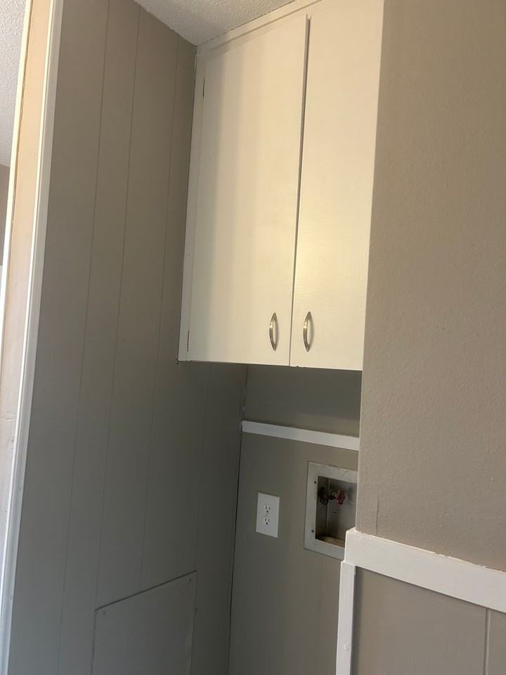 405 Lindenhurst Dr - Photo 5 of 14