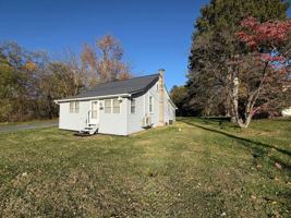 featured image of 2618 River Road