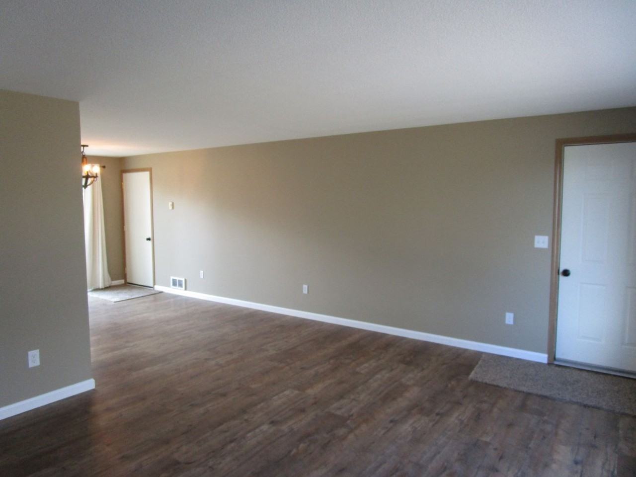 5314 Southeast Jerry Drive - Photo 3 of 16