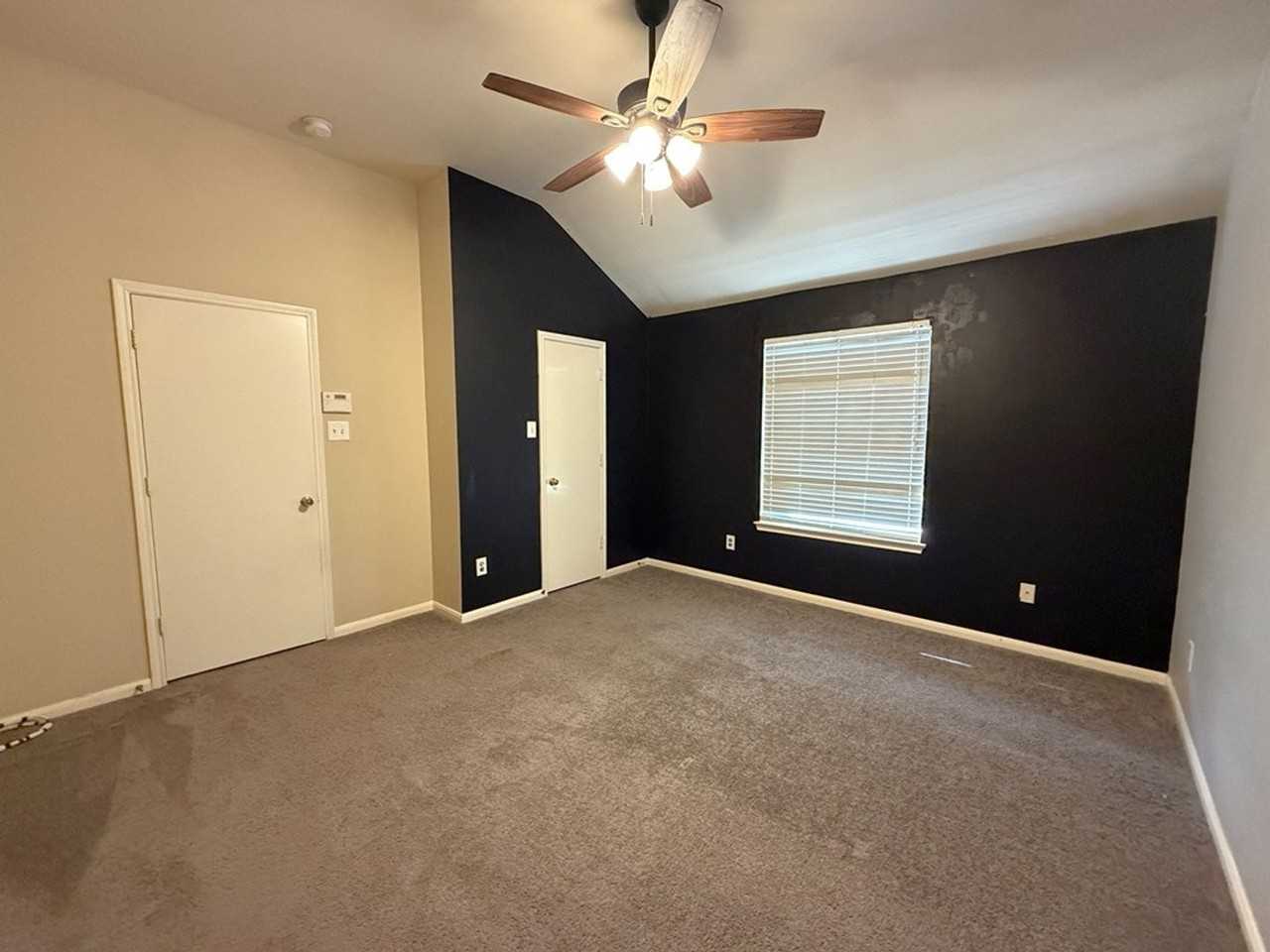 2746 Hidden Spring Falls Dr - Photo 5 of 20