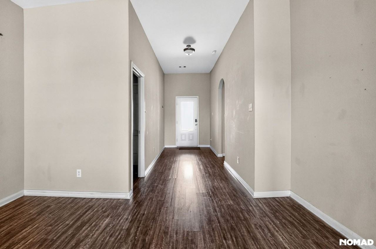 1829 Tyne Way - Photo 7 of 32