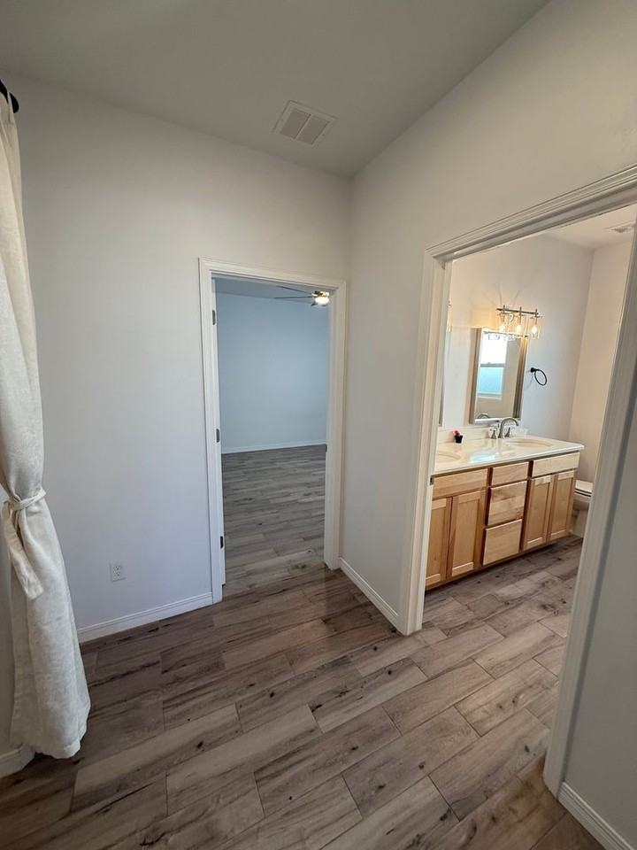 3007 Don Buck Dr - Photo 6 of 47