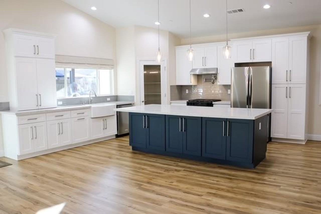 729 Castellina St - Photo 7 of 37