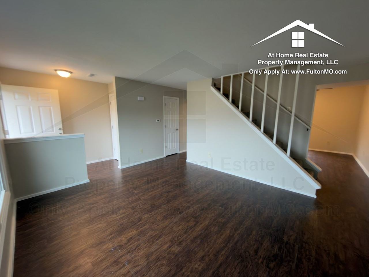 1822 Springdale Ct - Photo 4 of 33