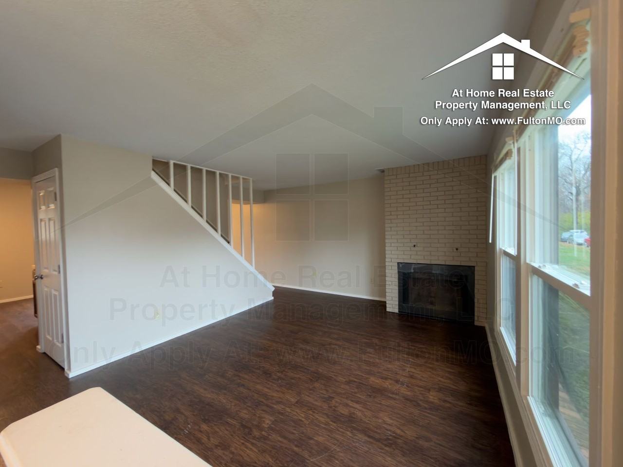 1822 Springdale Ct - Photo 5 of 33