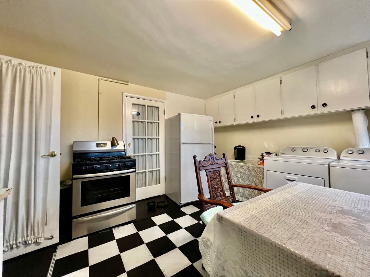 Beautiful shared home in Park Hill - Photo 6 of 15