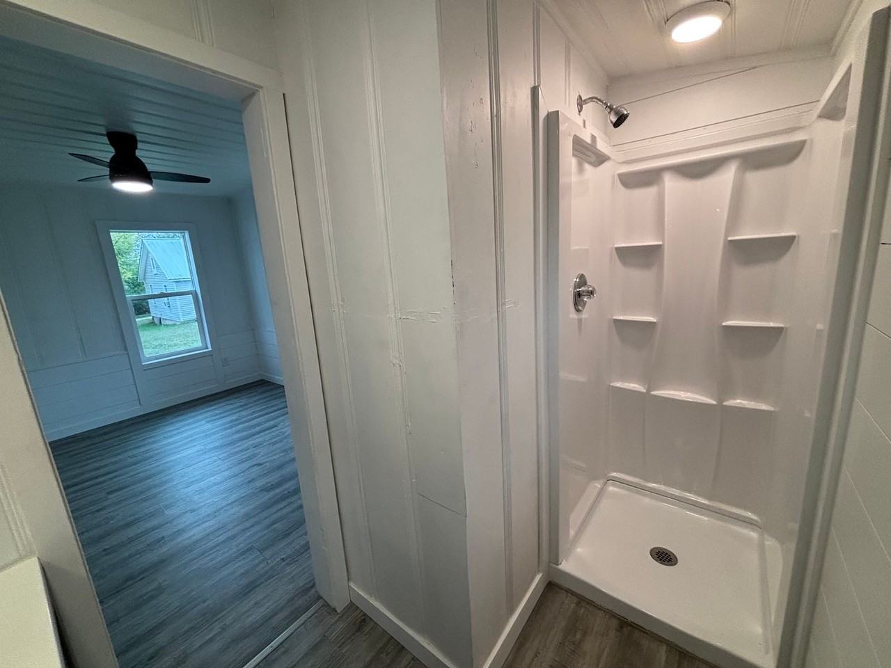 109 W 14th St - Photo 4 of 12