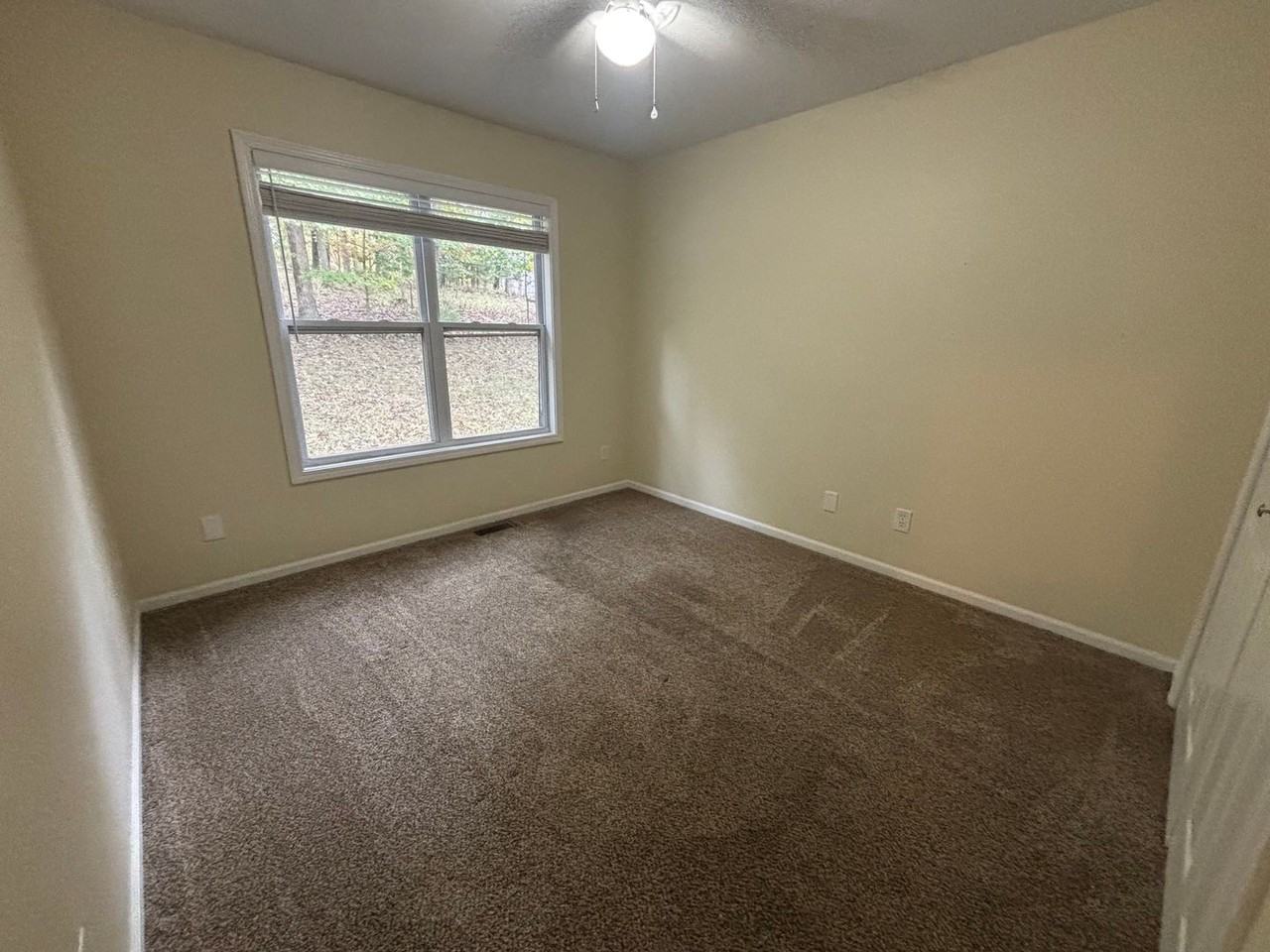 367 Evergreen Drive - Photo 7 of 16