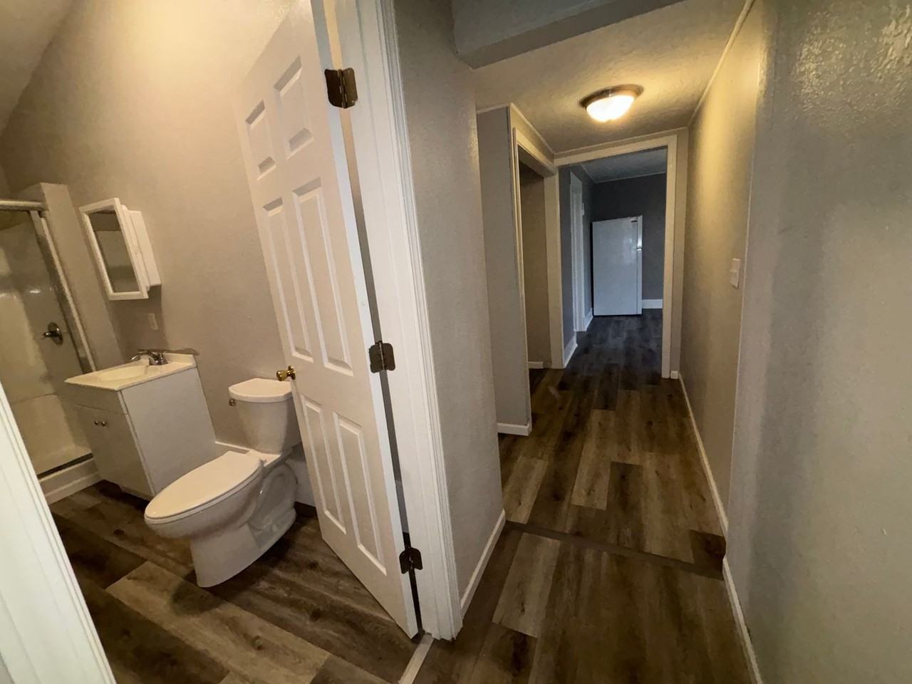 403 North Monroe Street - Photo 2 of 12