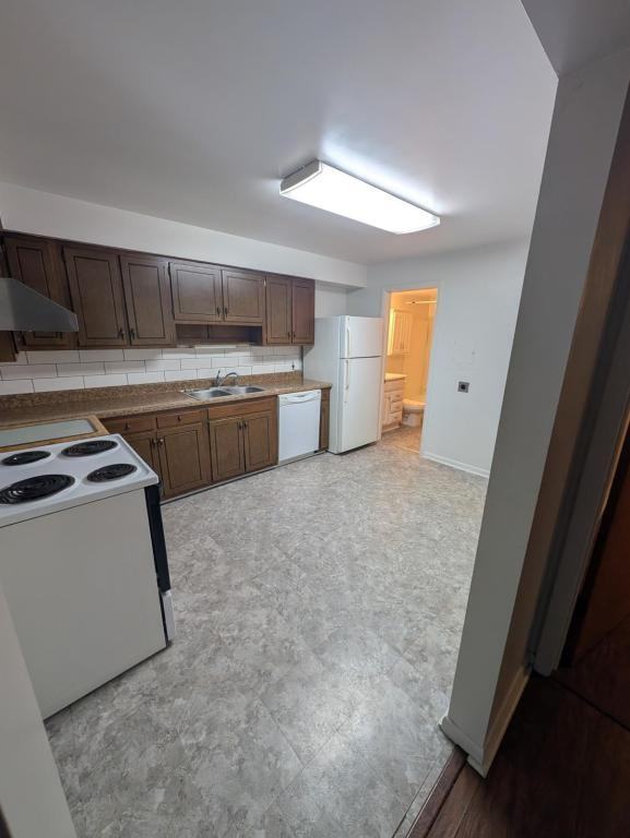 1822 Sunnyside Drive - Photo 4 of 13