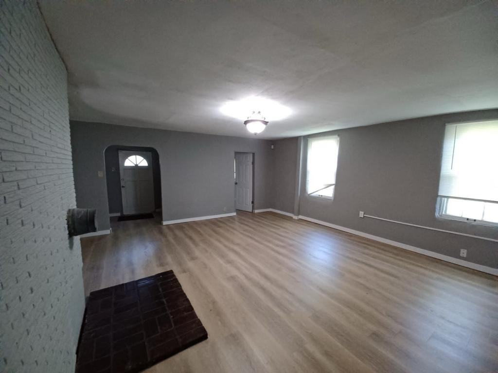 10179 Bon Oak Drive - Photo 5 of 41