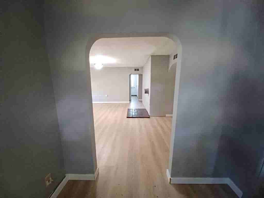 10179 Bon Oak Drive - Photo 6 of 41