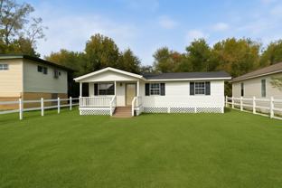 1221 42nd Avenue - Photo 1 of 1