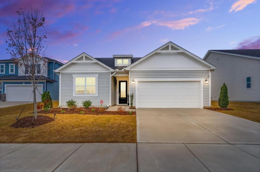 163 Little Creek Dr - Photo 2 of 41