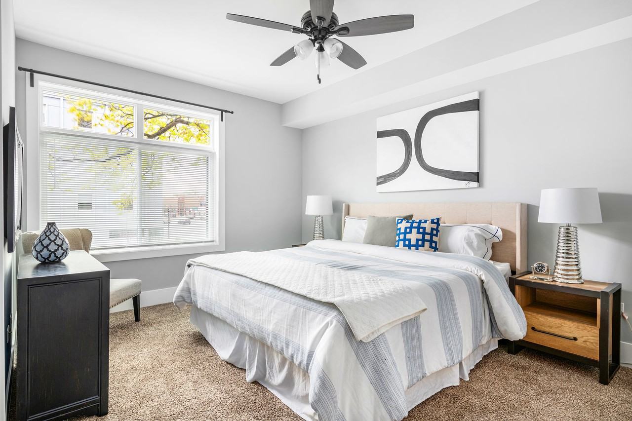 504 Lyman Ave #201 - Photo 3 of 34