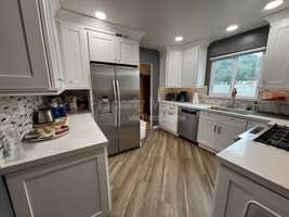 featured image of 8 Alvina Avenue