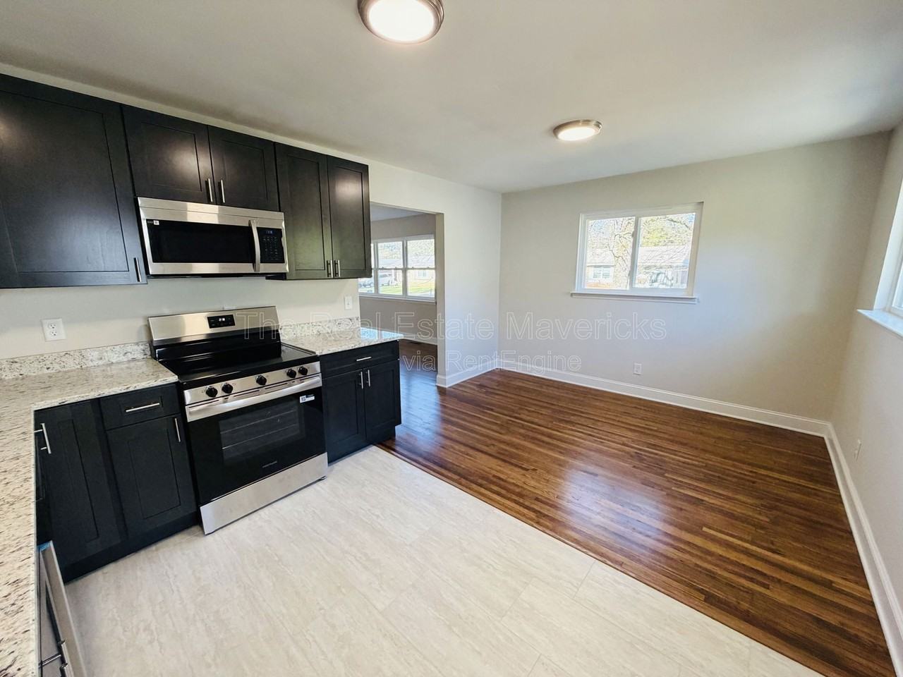 4720 Pawnee Trl - Photo 3 of 10