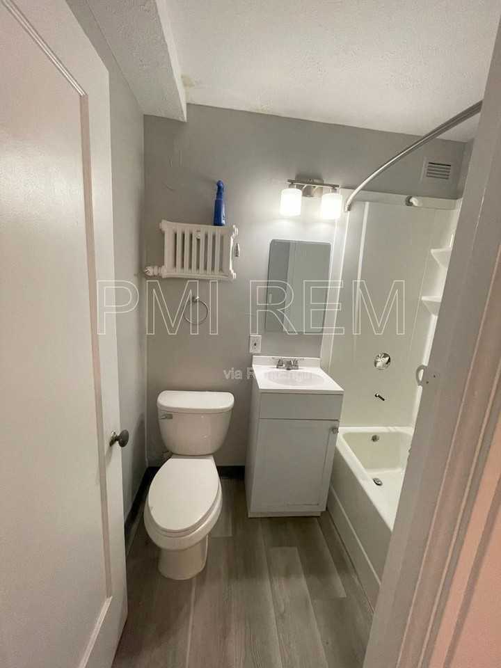 3328 Euclid Ave #206 - Photo 4 of 12