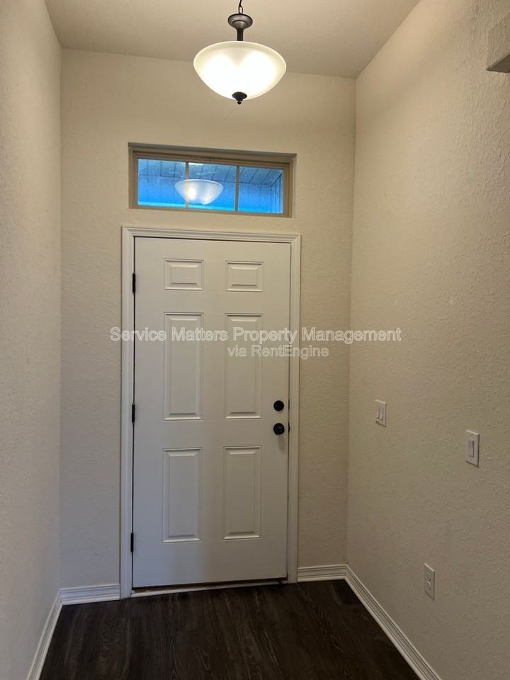 4410 Thistle Pine Ct - Photo 5 of 48