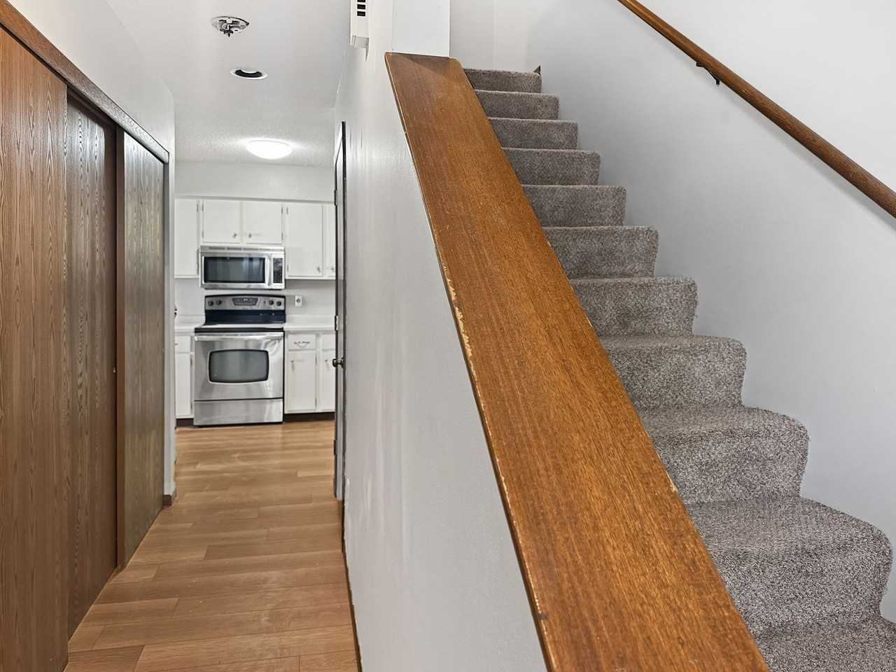 5112 41st Ave S - Photo 7 of 16