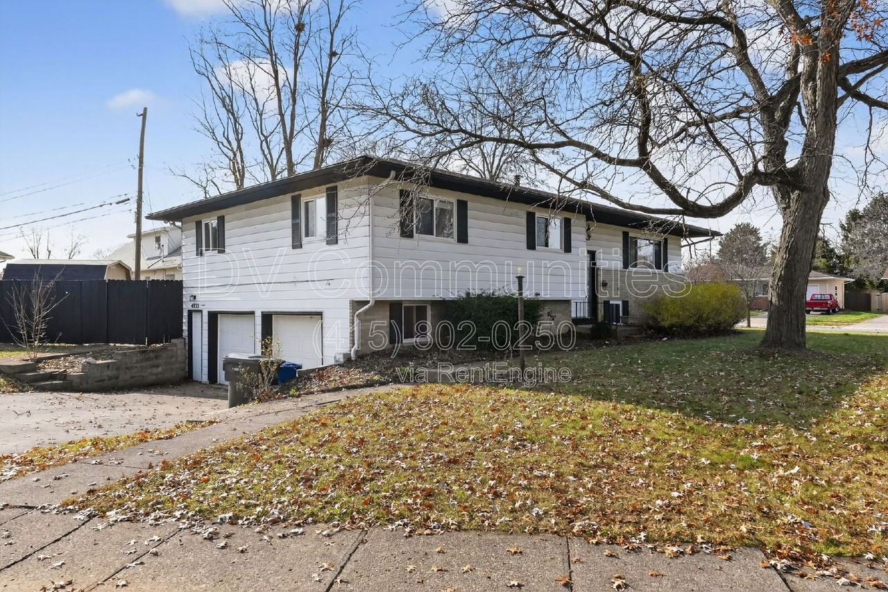 4835 Almont Dr - Photo 5 of 34