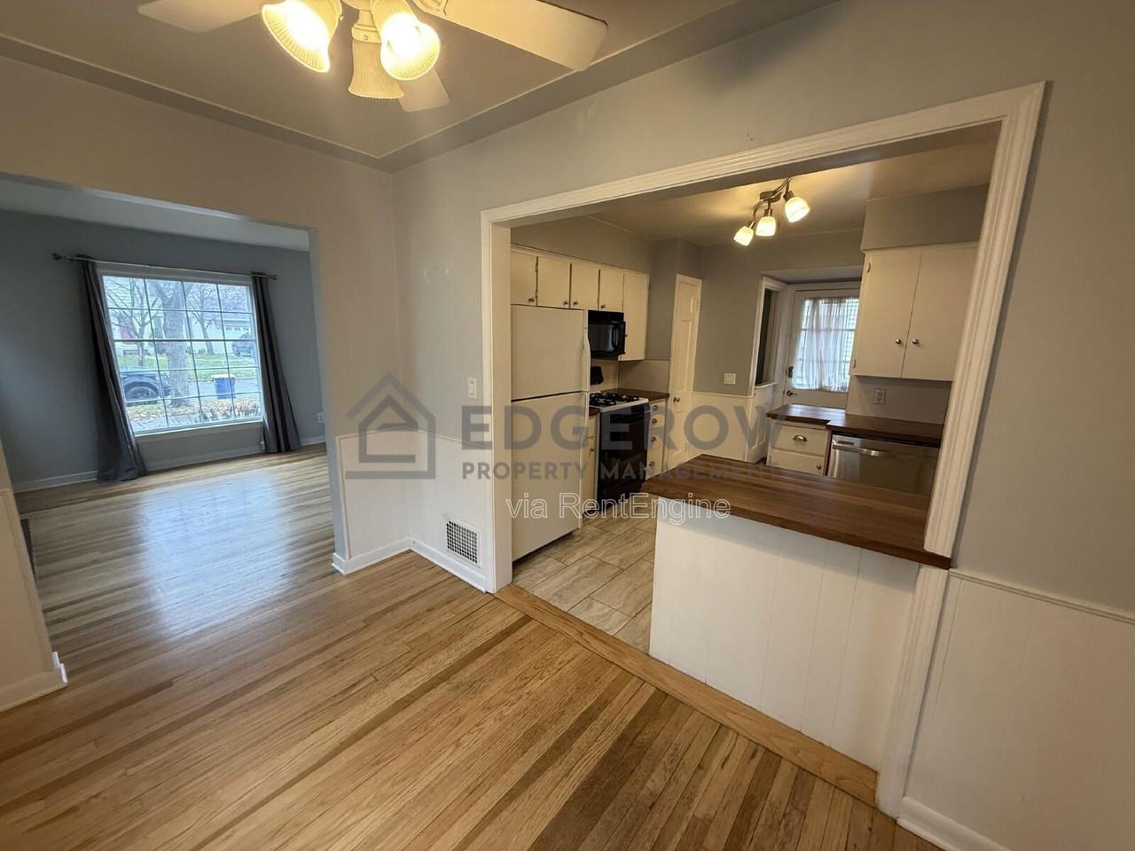 844 Reynard St Se - Photo 5 of 19