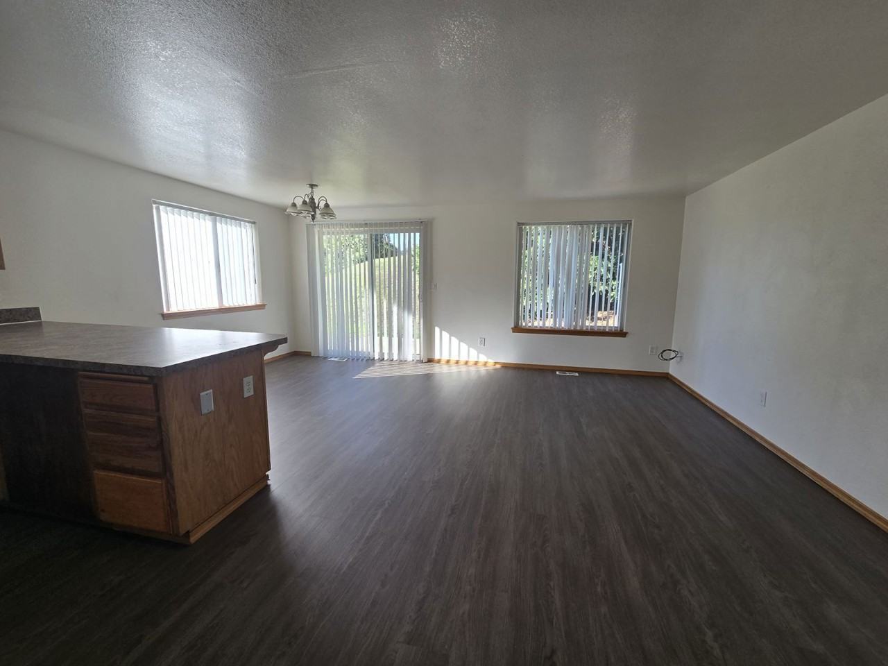 324 Maylea Pl - Photo 4 of 22