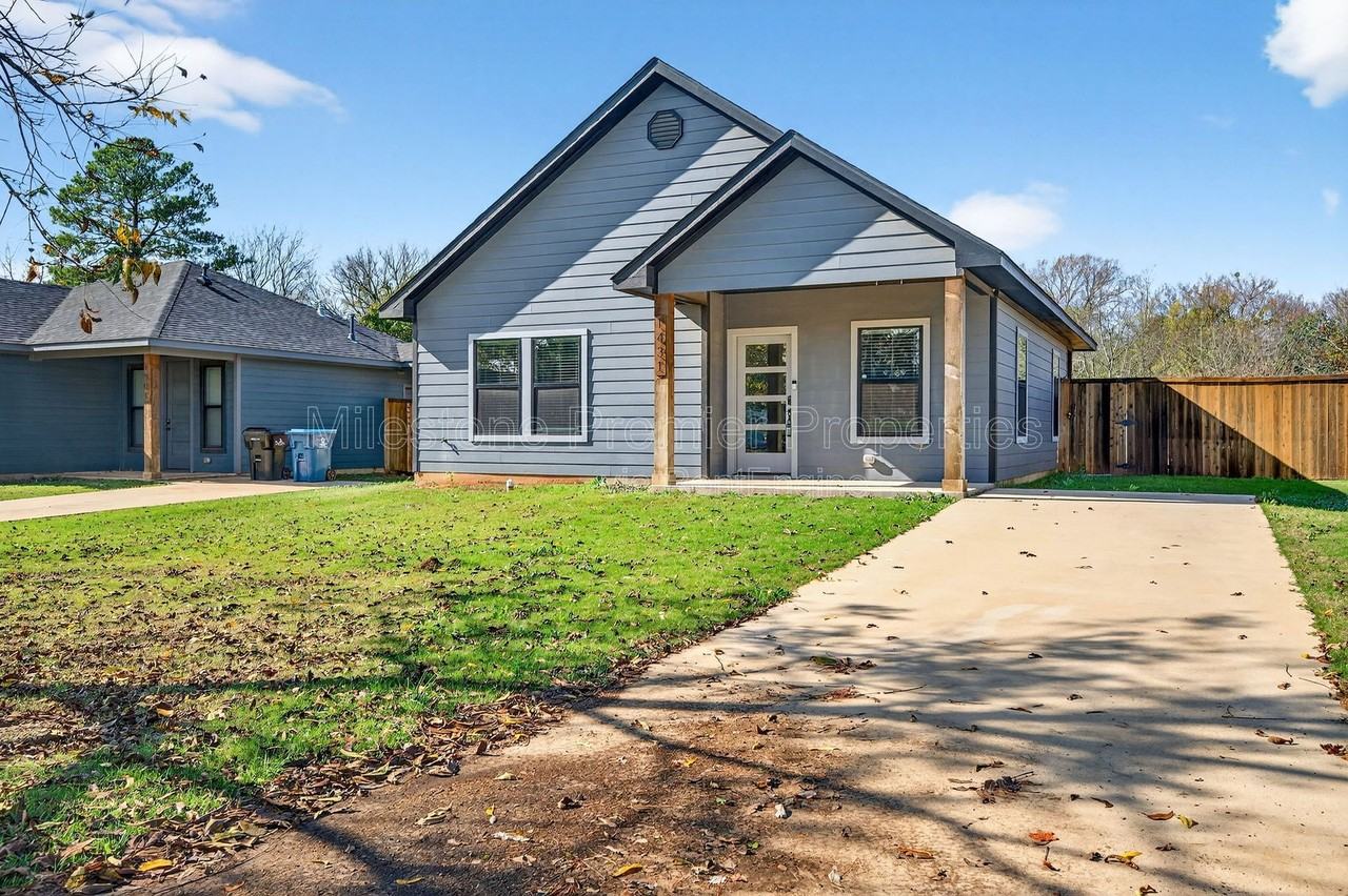 1431 S 7th Ave - Photo 2 of 22