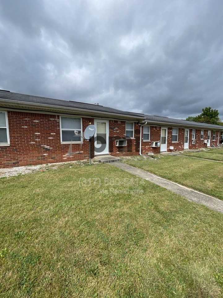 122 West William Drive #E