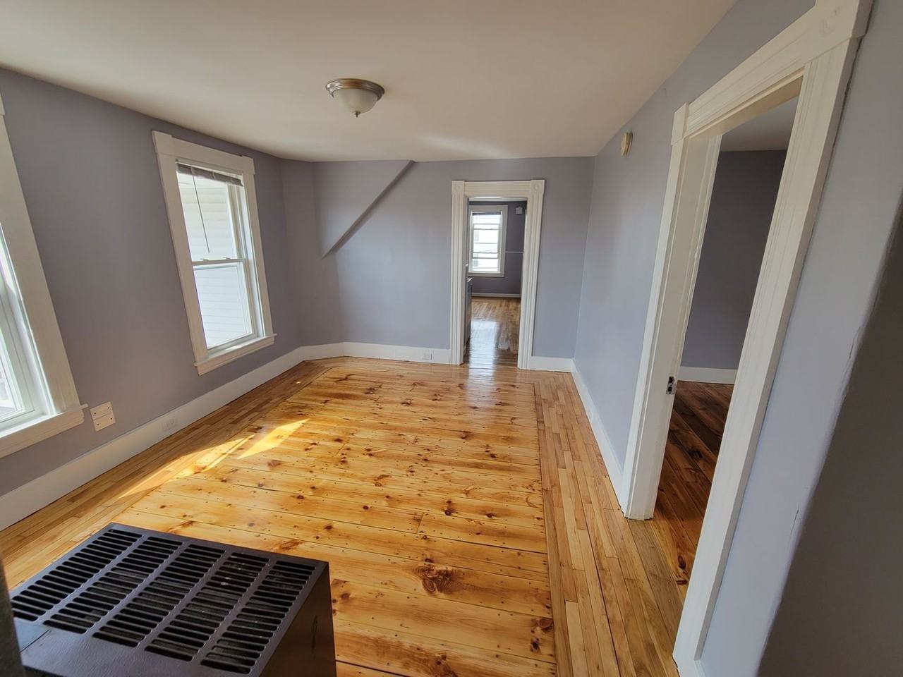 386 Rimmon St #3 - Photo 4 of 11